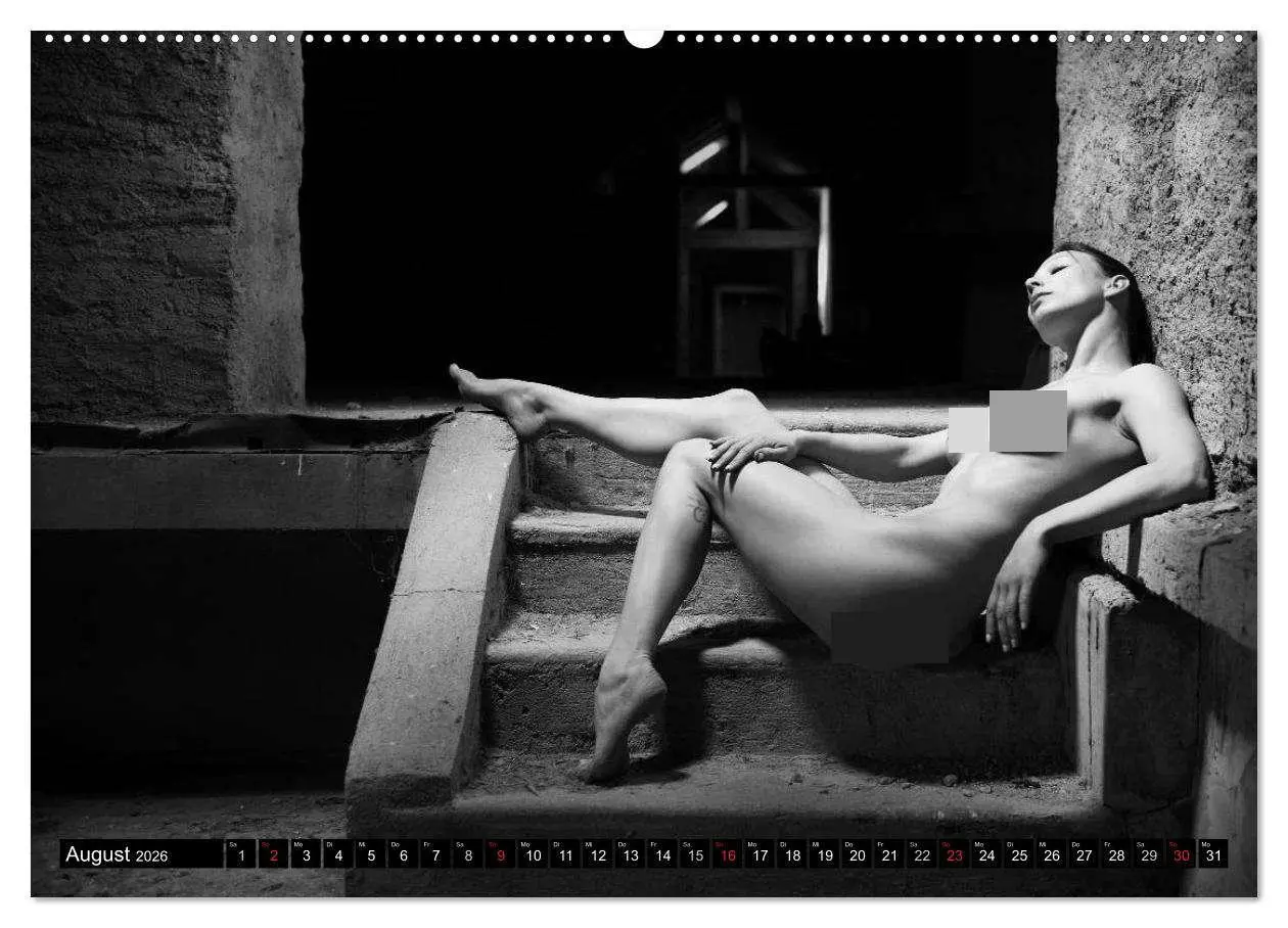 Bild: 9783516183511 | Aktfotografie in alten Mauern (hochwertiger Premium Wandkalender...