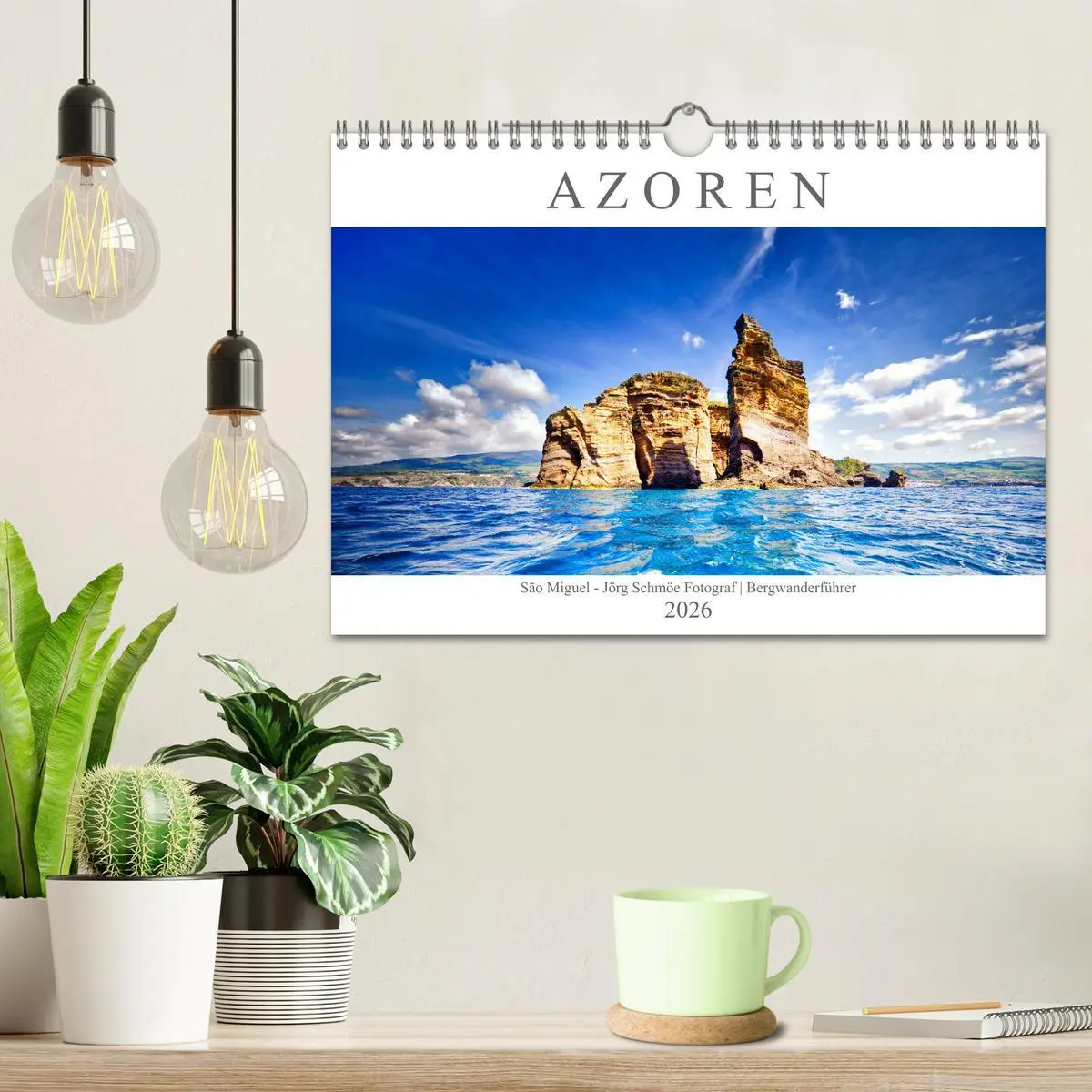 Bild: 9783457925911 | A Z O R E N (Wandkalender 2026 DIN A4 quer), CALVENDO Monatskalender