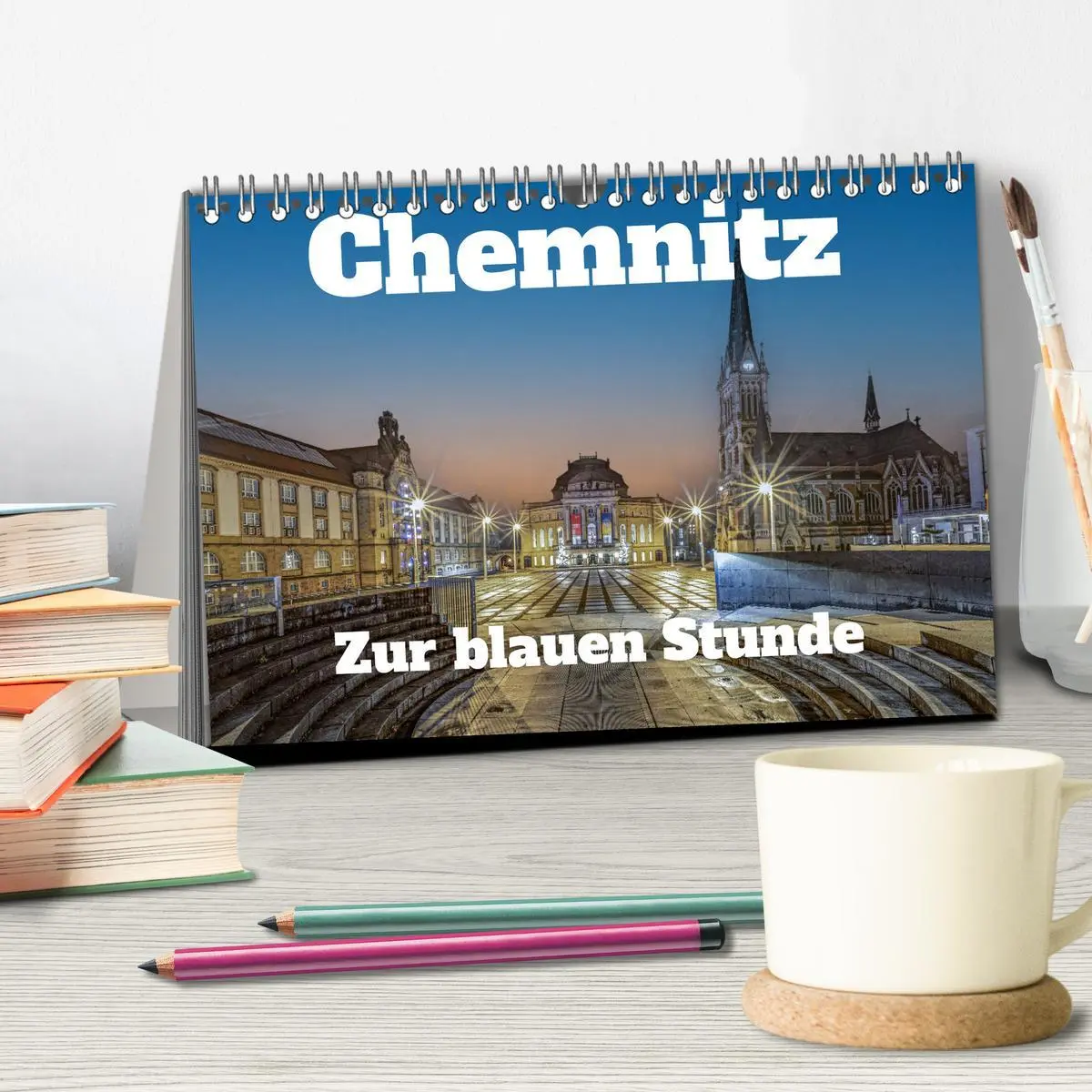 Bild: 9783457326411 | Chemnitz zur blauen Stunde (Tischkalender 2026 DIN A5 quer),...