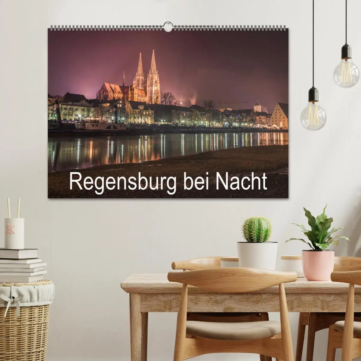 Bild: 9783516237511 | Regensburg bei Nacht (Wandkalender 2026 DIN A2 quer), CALVENDO...