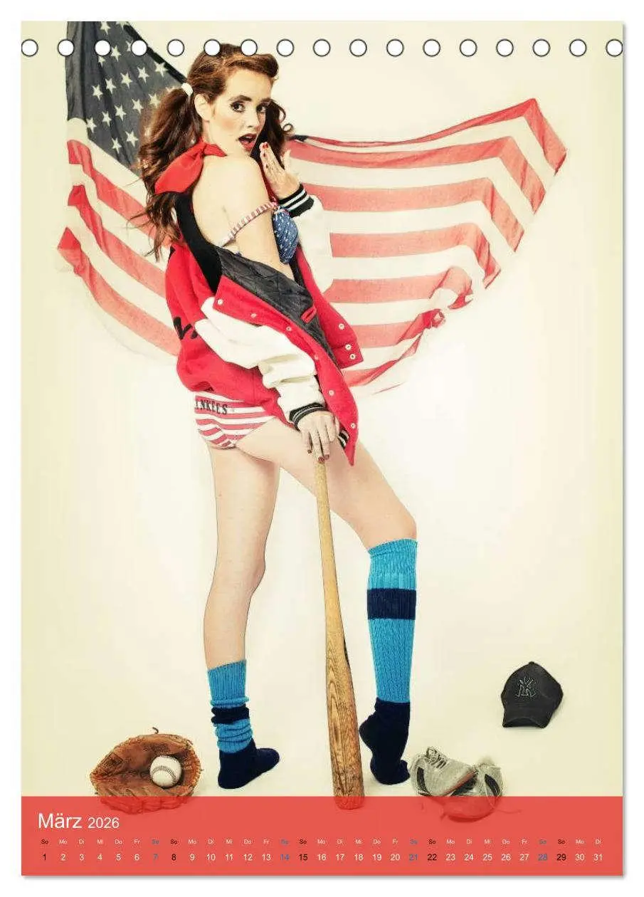 Bild: 9783516467611 | PinUp Girls 50er Jahre (Tischkalender 2026 DIN A5 hoch), CALVENDO...