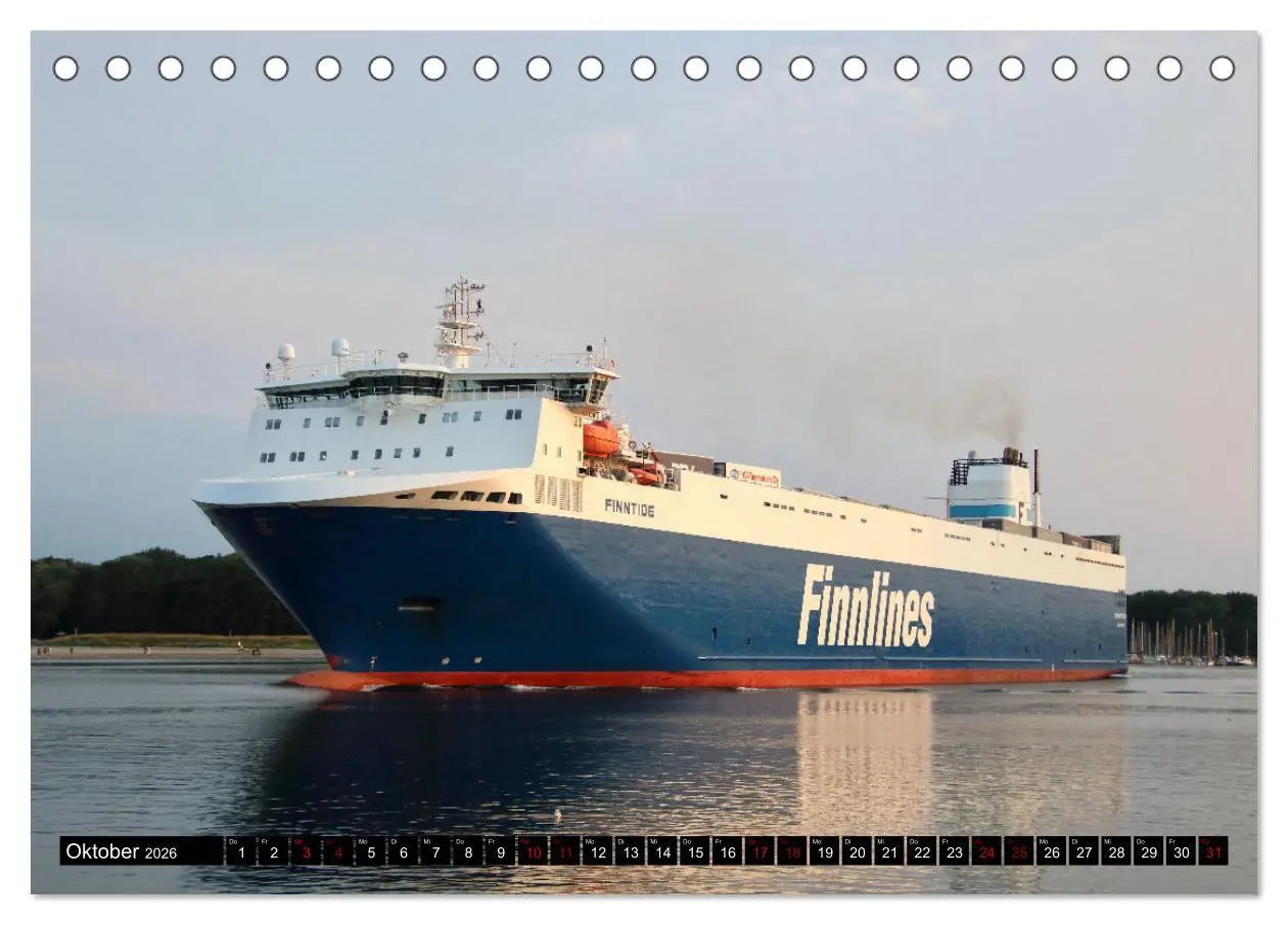 Bild: 9783457597811 | Shipspotting Travemünde (Tischkalender 2026 DIN A5 quer), CALVENDO...