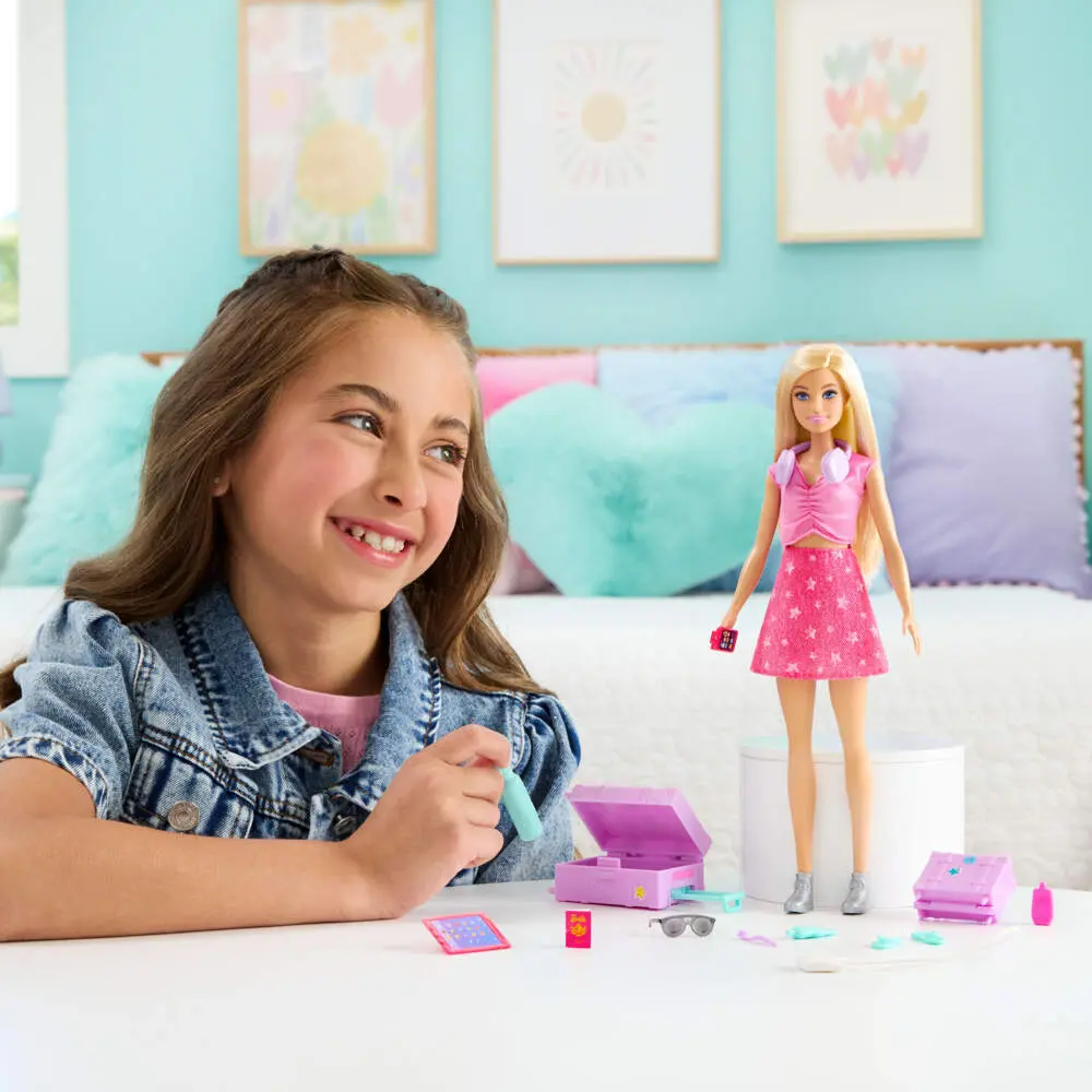 Bild: 194735378111 | Barbie Reise Abenteuer Malibu.JMJ47 | Blister | JMJ47 | Deutsch | 2026