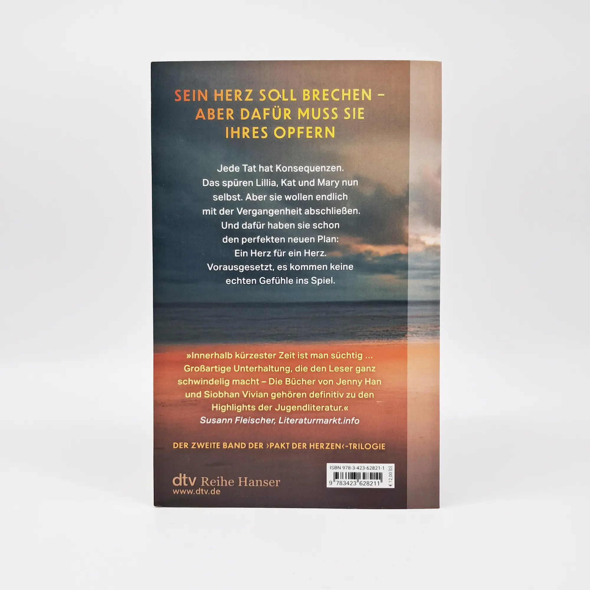 Bild: 9783423628211 | Fire with Fire | Jenny Han (u. a.) | Taschenbuch | 560 S. | Deutsch