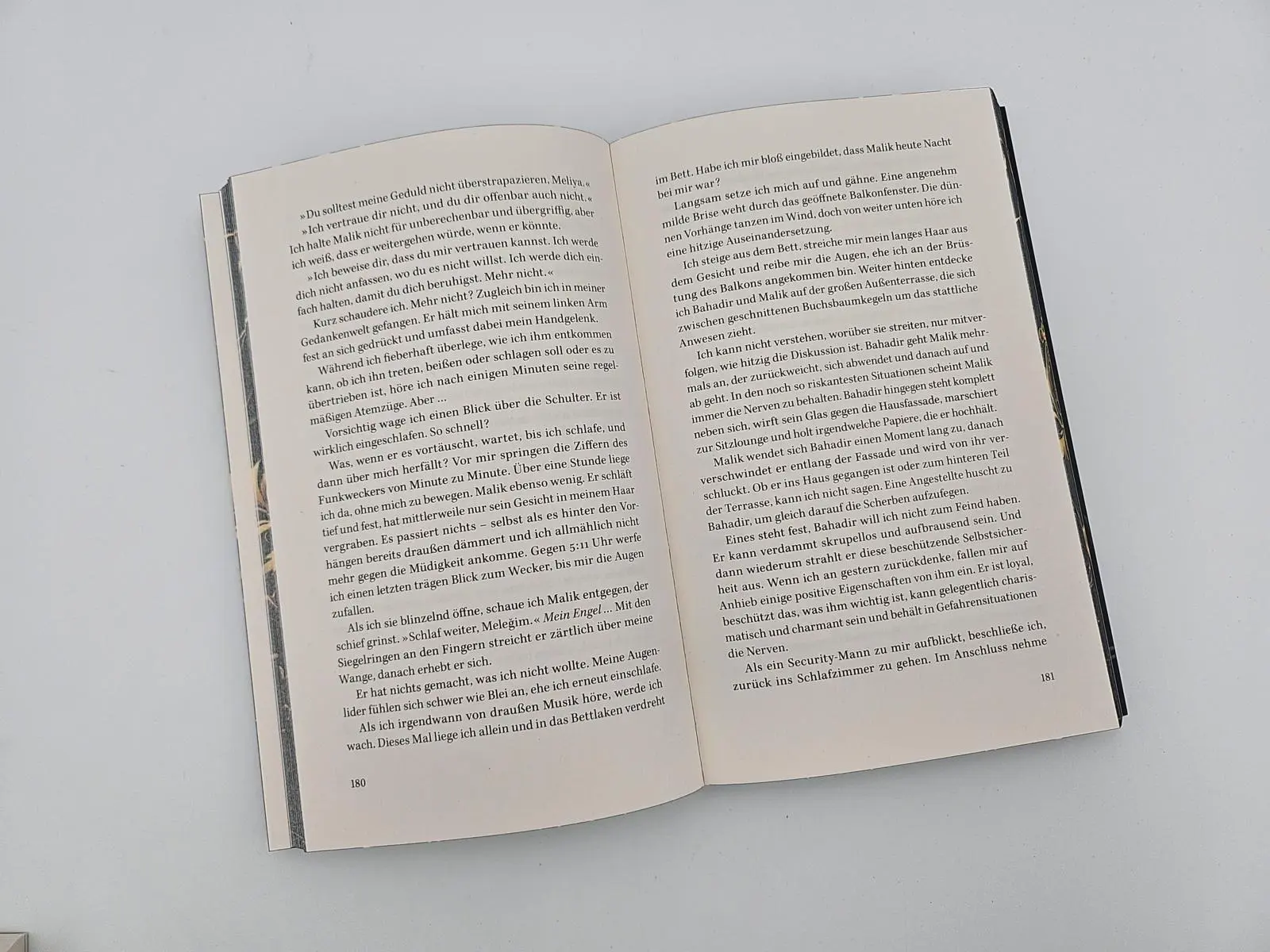 Bild: 9783492069311 | Golden Blood - A Deal with Darkness | D. C. Odesza | Taschenbuch