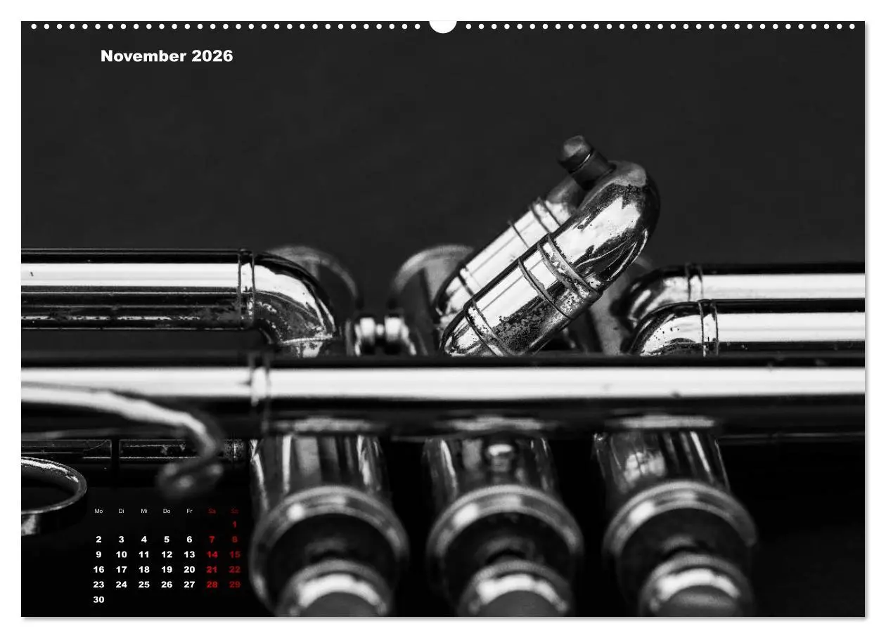 Bild: 9783457870112 | Trompete - Close up (Wandkalender 2026 DIN A2 quer), CALVENDO...