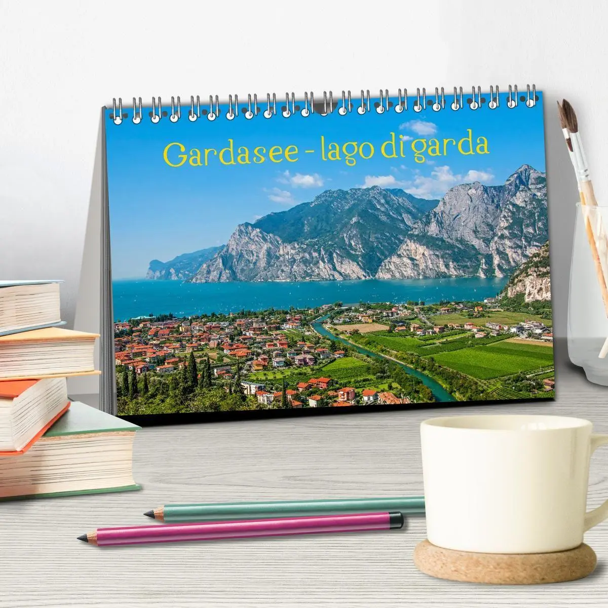 Bild: 9783594071212 | Gardasee - lago di Garda by Sascha Ferrari (Tischkalender 2027 DIN...