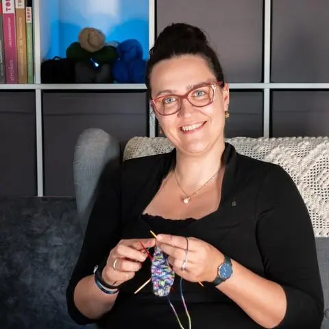 Autor: 9783830721512 | Stricken mit Sockenwolle für die Kleinen | Caroline Wallmann | Buch