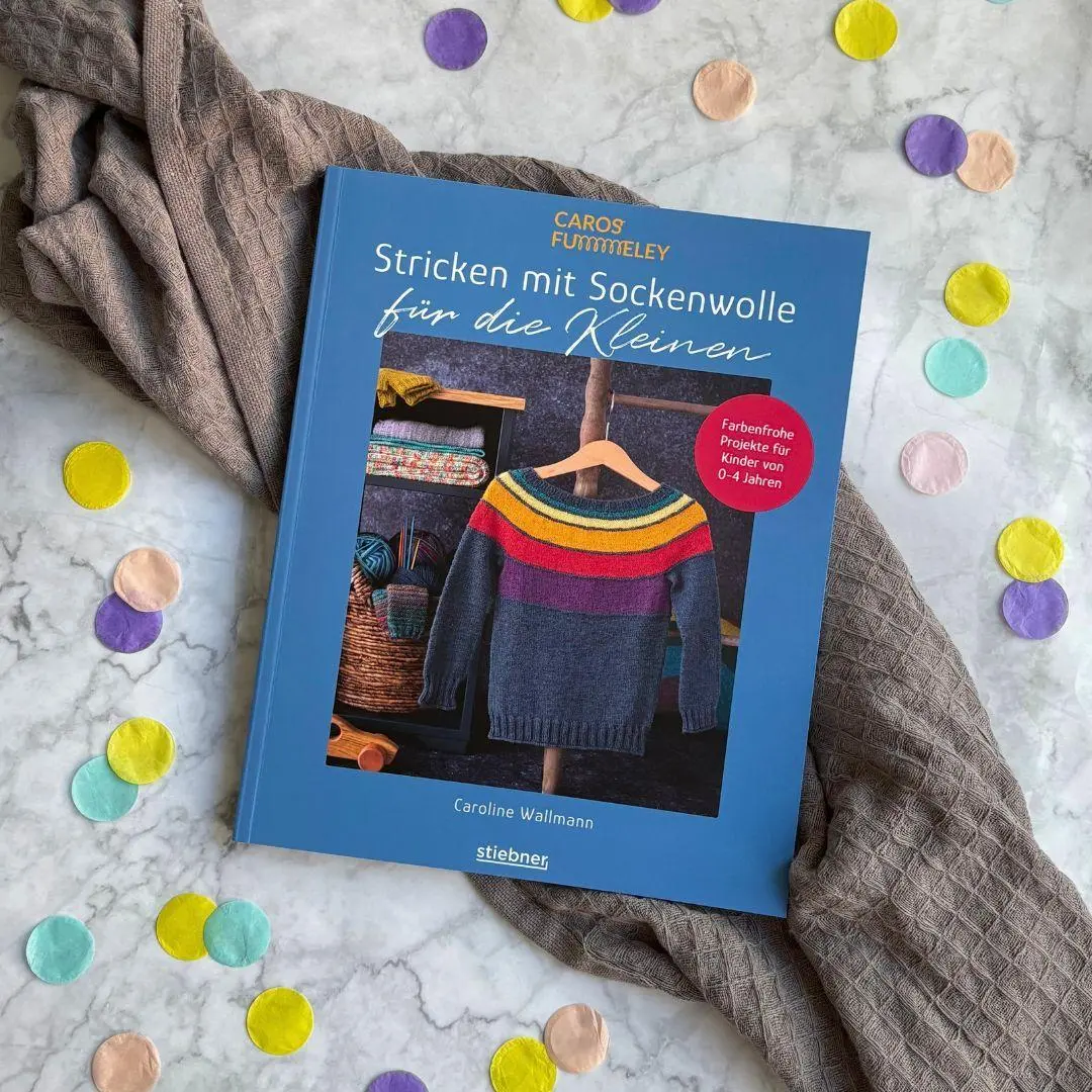 Bild: 9783830721512 | Stricken mit Sockenwolle für die Kleinen | Caroline Wallmann | Buch