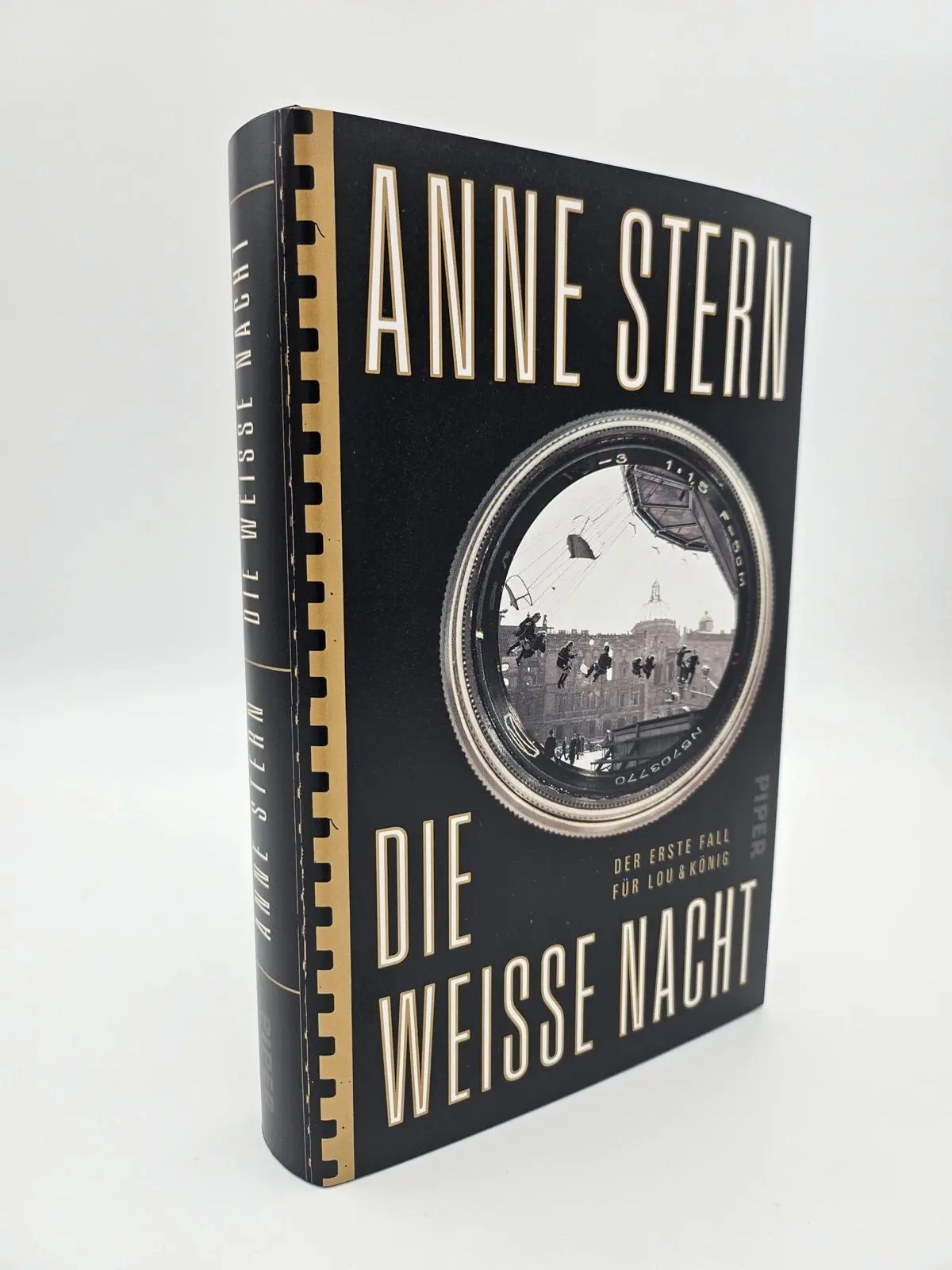 Bild: 9783492074612 | Die weiße Nacht | Anne Stern | Buch | 400 S. | Deutsch | 2026
