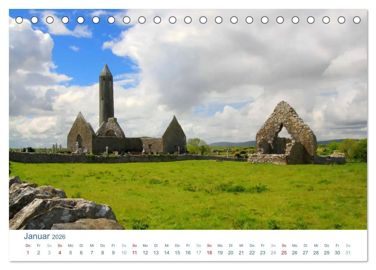 Bild: 9783457938812 | Irland 2026. Impressionen zwischen grünen Hügeln und blauen Küsten...