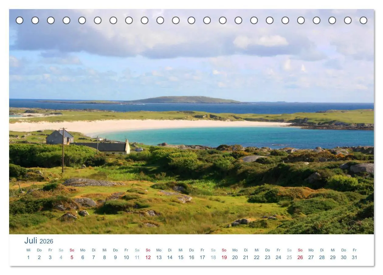 Bild: 9783457938812 | Irland 2026. Impressionen zwischen grünen Hügeln und blauen Küsten...