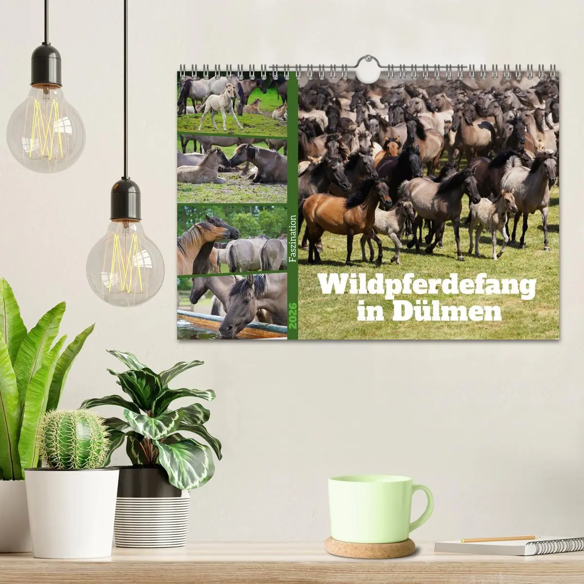 Bild: 9783457569412 | Faszination Wildpferdefang in Dülmen (Wandkalender 2026 DIN A4...