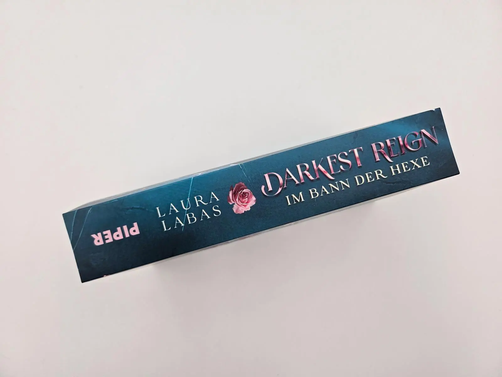 Bild: 9783492710213 | Darkest Reign - Im Bann der Hexe | Laura Labas | Taschenbuch | 448 S.
