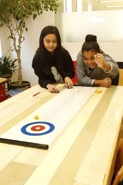 Bild: 612615090613 | Table Top Curling Game (Spiel) | Spiel | Color box | GG120 | Deutsch