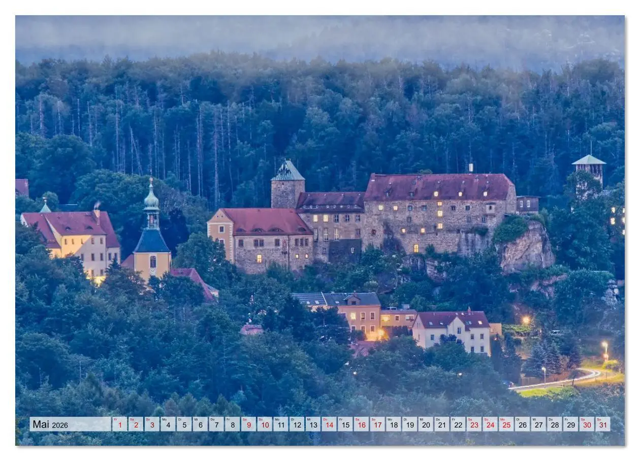 Bild: 9783457622513 | Die Burg Hohnstein im Licht der vier Jahreszeiten (Wandkalender...