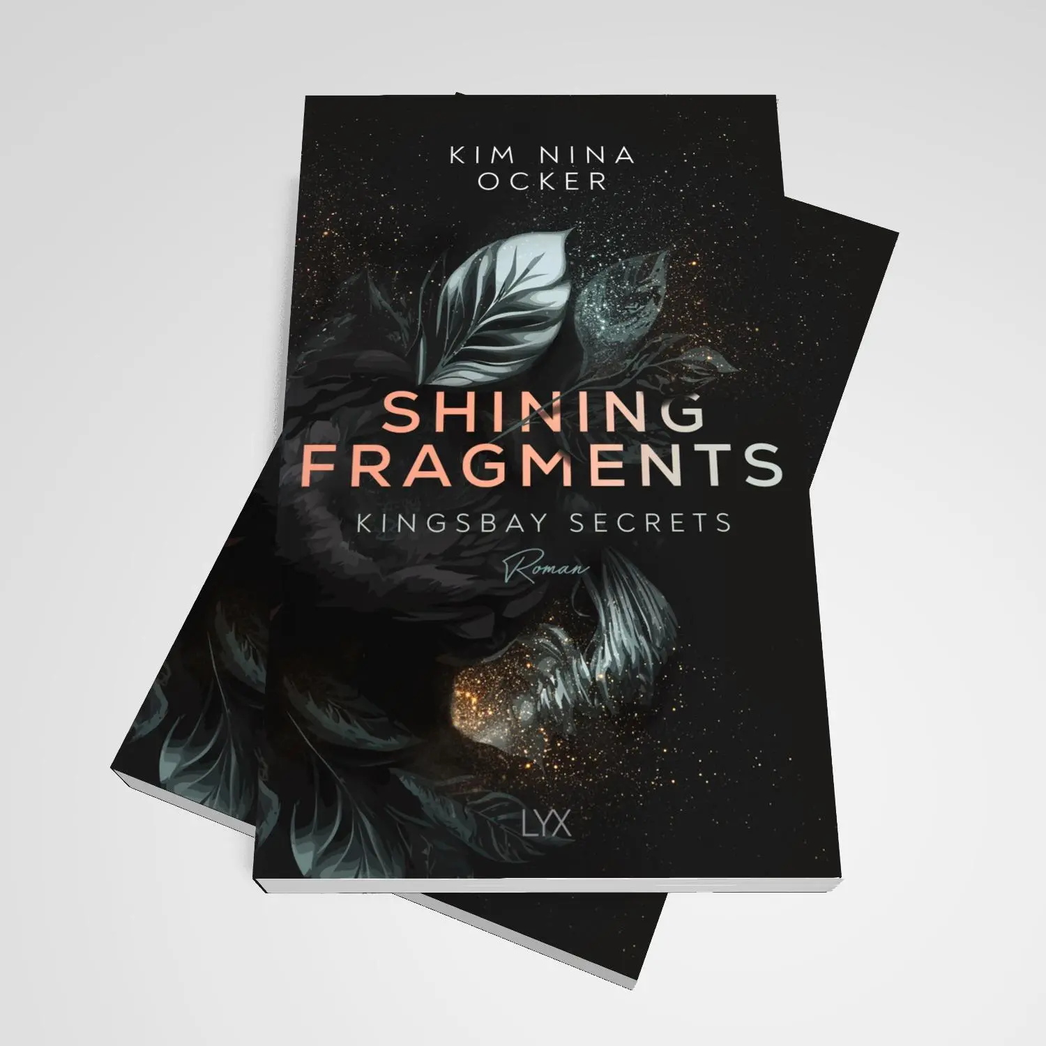 Bild: 9783736322813 | Shining Fragments | Kim Nina Ocker | Taschenbuch | Kingsbay Secrets