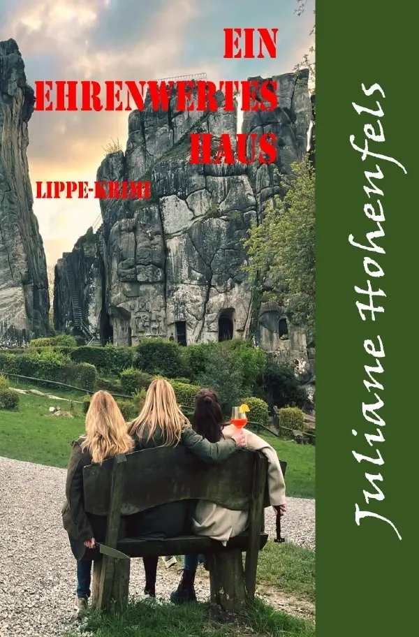 Cover: 9783759813213 | Ein ehrenwertes Haus | Lippe-Krimi | Juliane Hohenfels | Taschenbuch