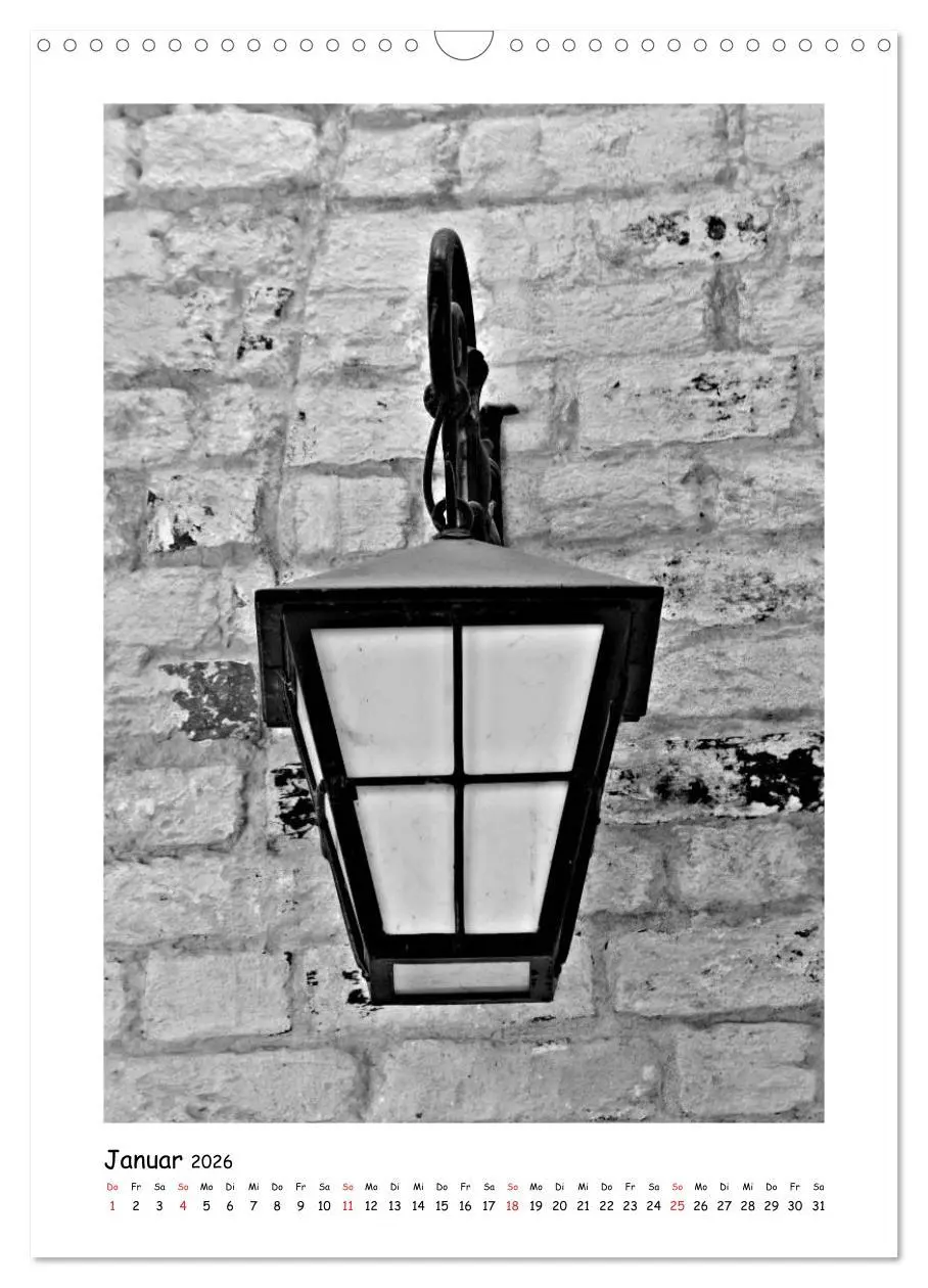 Bild: 9783516464313 | Straßenlaternen Monochrom (Wandkalender 2026 DIN A3 hoch), CALVENDO...