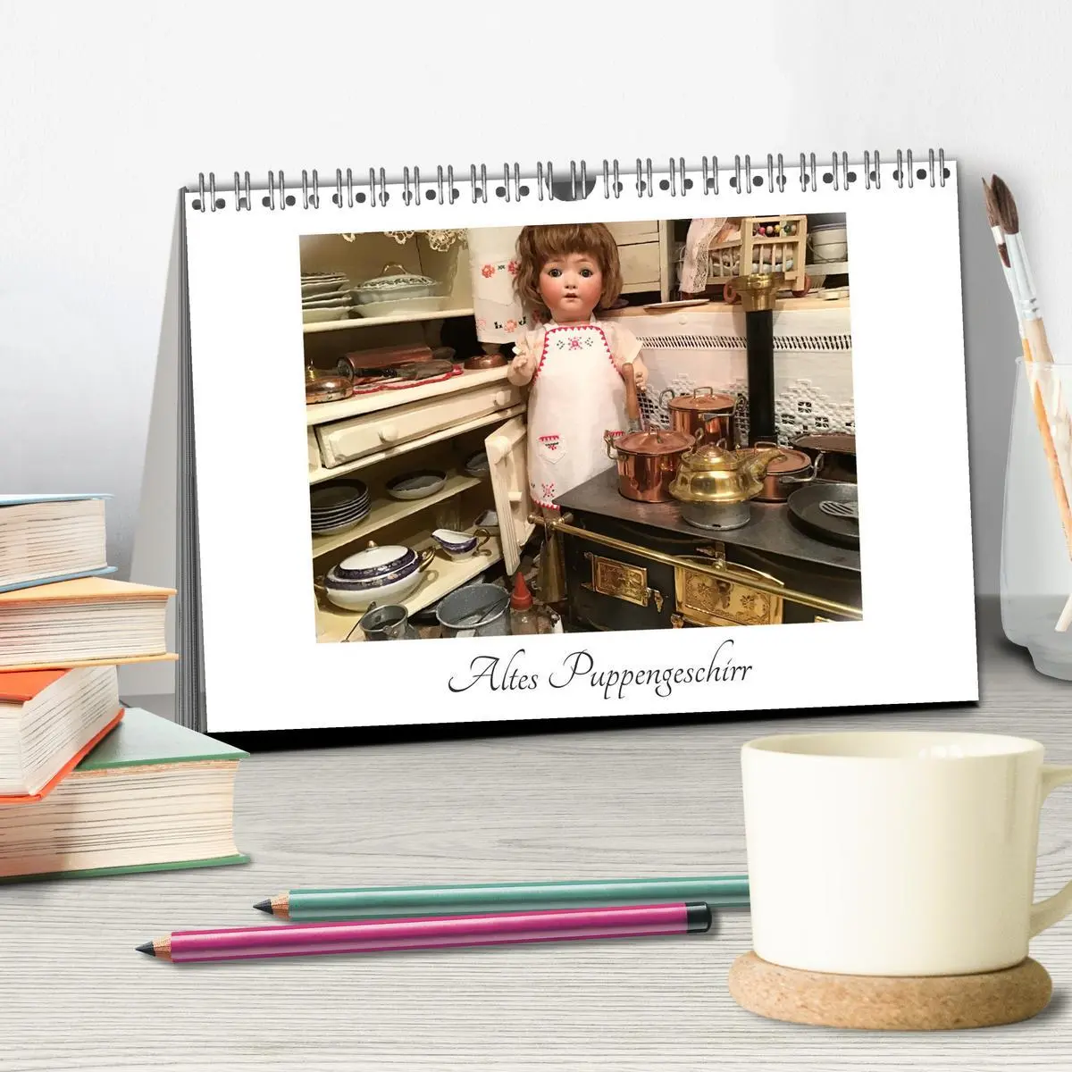 Bild: 9783516236613 | Altes Puppengeschirr (Tischkalender 2026 DIN A5 quer), CALVENDO...