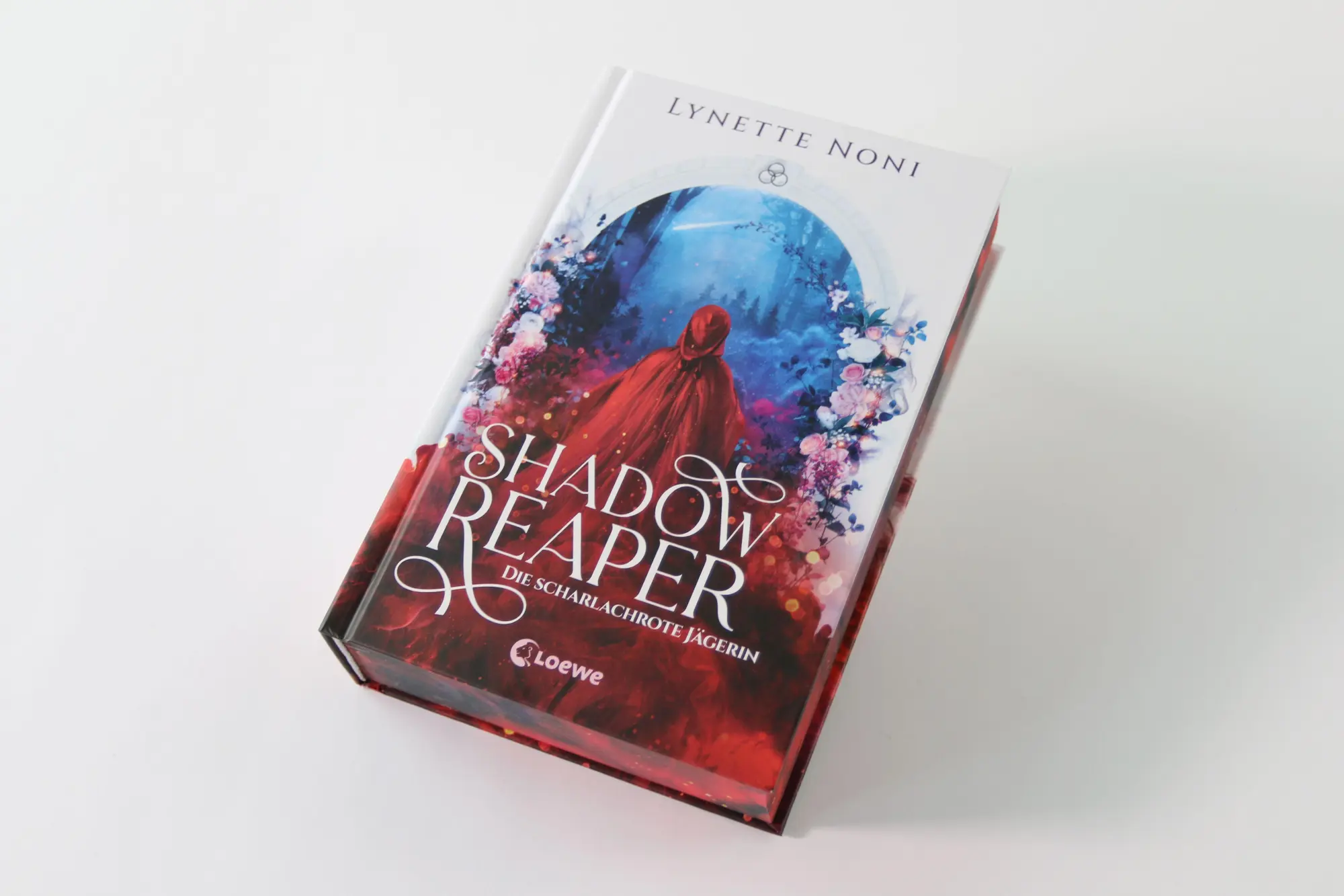 Bild: 9783743226913 | Shadow Reaper (Band 1) - Die scharlachrote Jägerin | Lynette Noni