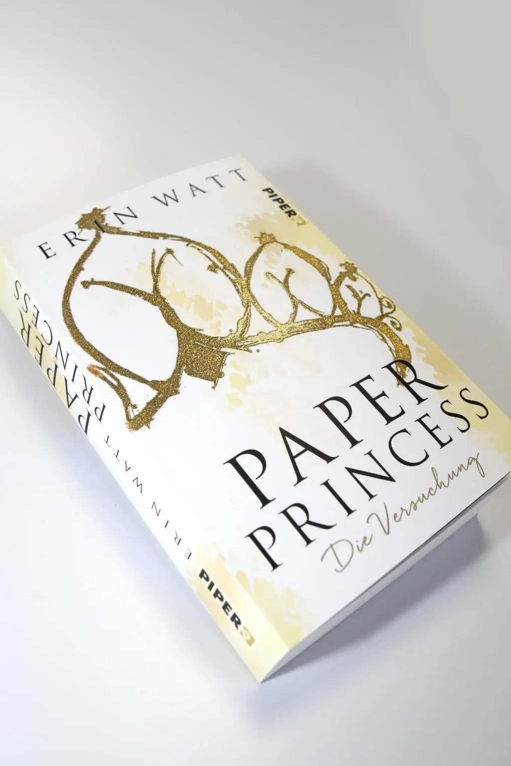 Bild: 9783492060714 | Paper (01) Princess | Erin Watt | Taschenbuch | Paper-Reihe | 384 S.