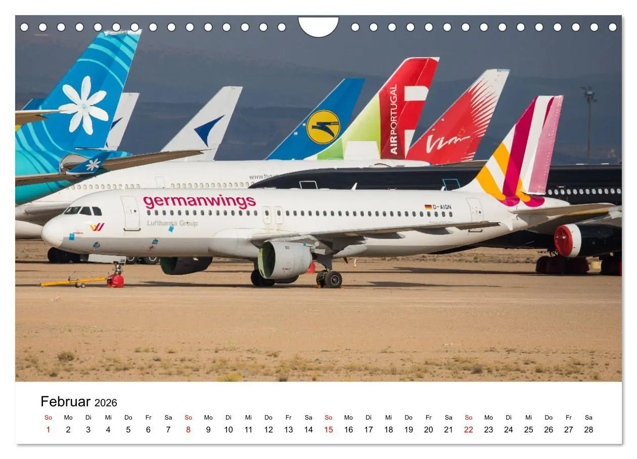 Bild: 9783457611814 | GROUNDED (Wandkalender 2026 DIN A4 quer), CALVENDO Monatskalender