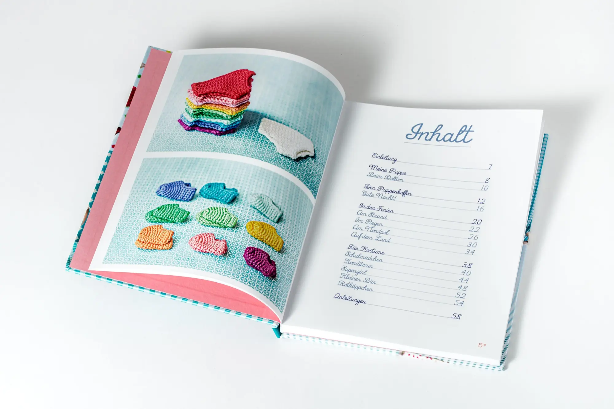 Bild: 9783809454014 | Meine Lieblingspuppen zum Häkeln - Mit 45 Accessoires und einem Koffer