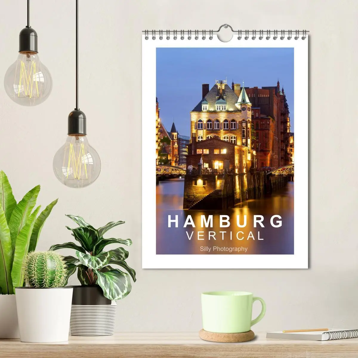 Bild: 9783516454314 | Hamburg Vertical (Wandkalender 2026 DIN A4 hoch), CALVENDO...