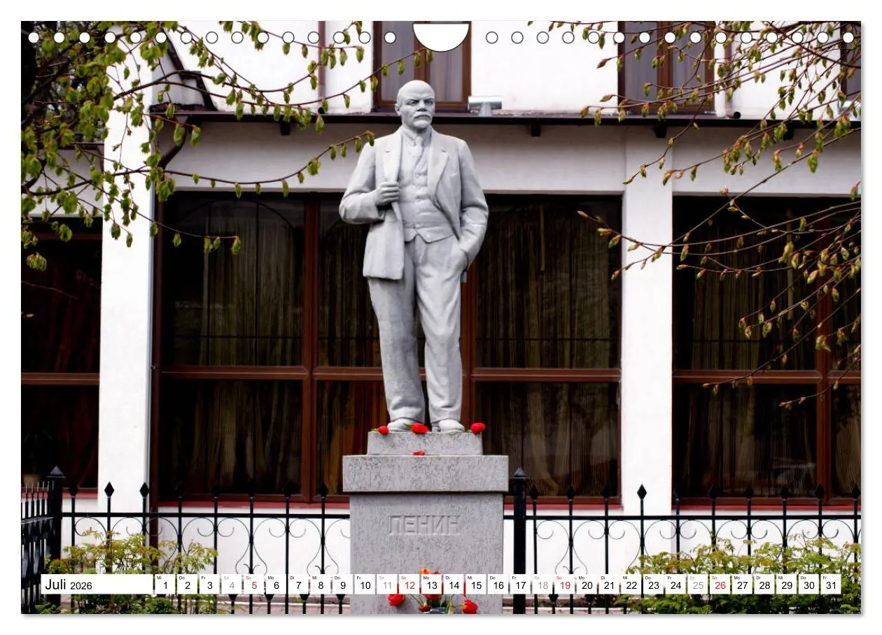 Bild: 9783516044614 | LENIN LEBT - Bilder einer Ikone (Wandkalender 2026 DIN A4 quer),...