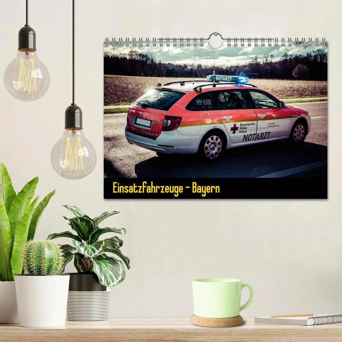 Bild: 9783594186114 | Einsatzfahrzeuge - Bayern (Wandkalender 2027 DIN A4 quer), CALVENDO...