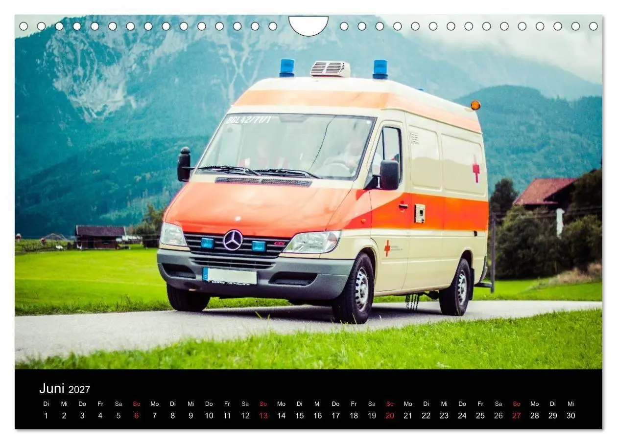 Bild: 9783594186114 | Einsatzfahrzeuge - Bayern (Wandkalender 2027 DIN A4 quer), CALVENDO...