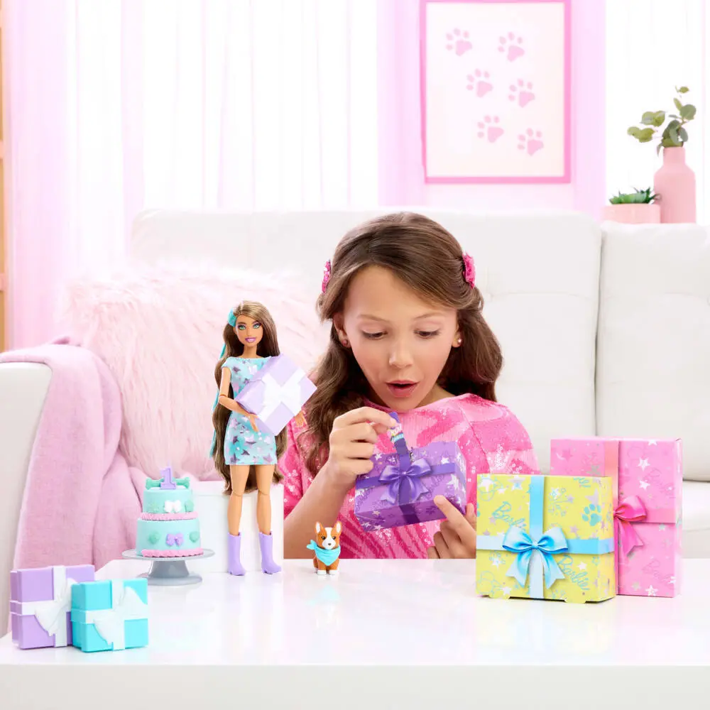 Bild: 194735296514 | Barbie Party Unboxed Haustier Geburtstag Serie - blaues Kleid | Karton