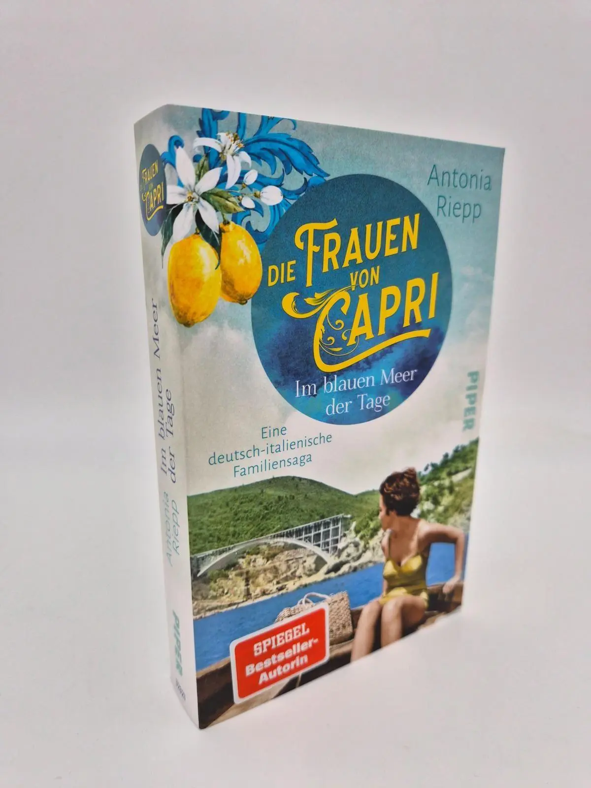 Bild: 9783492323215 | Die Frauen von Capri - Im blauen Meer der Tage | Antonia Riepp | Buch