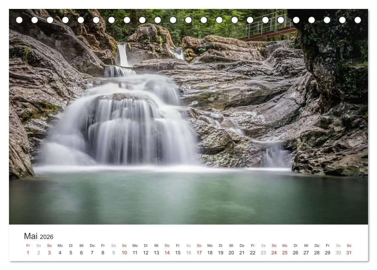 Bild: 9783457975015 | Wasserfälle Europas (Tischkalender 2026 DIN A5 quer), CALVENDO...