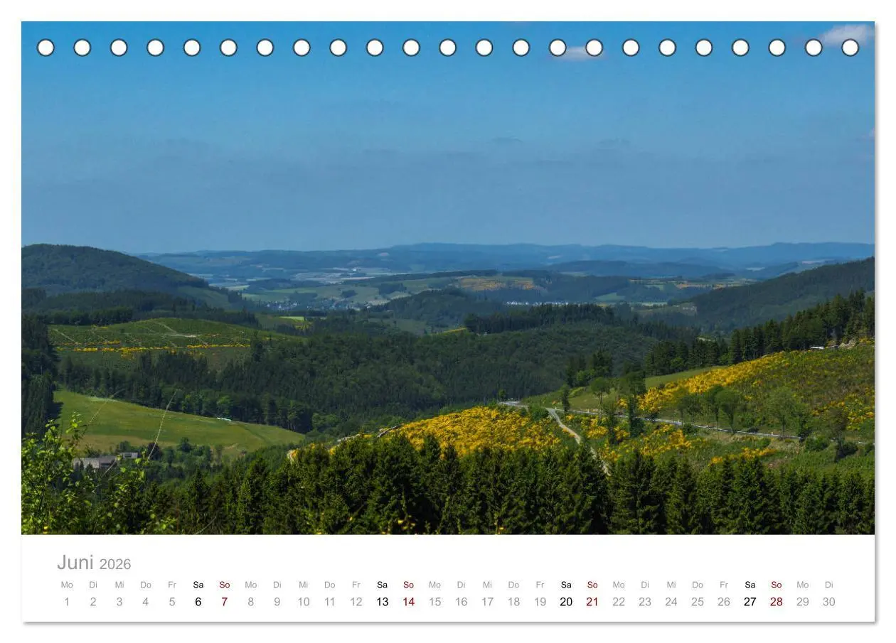 Bild: 9783457875315 | Sauerländer Berge (Tischkalender 2026 DIN A5 quer), CALVENDO...