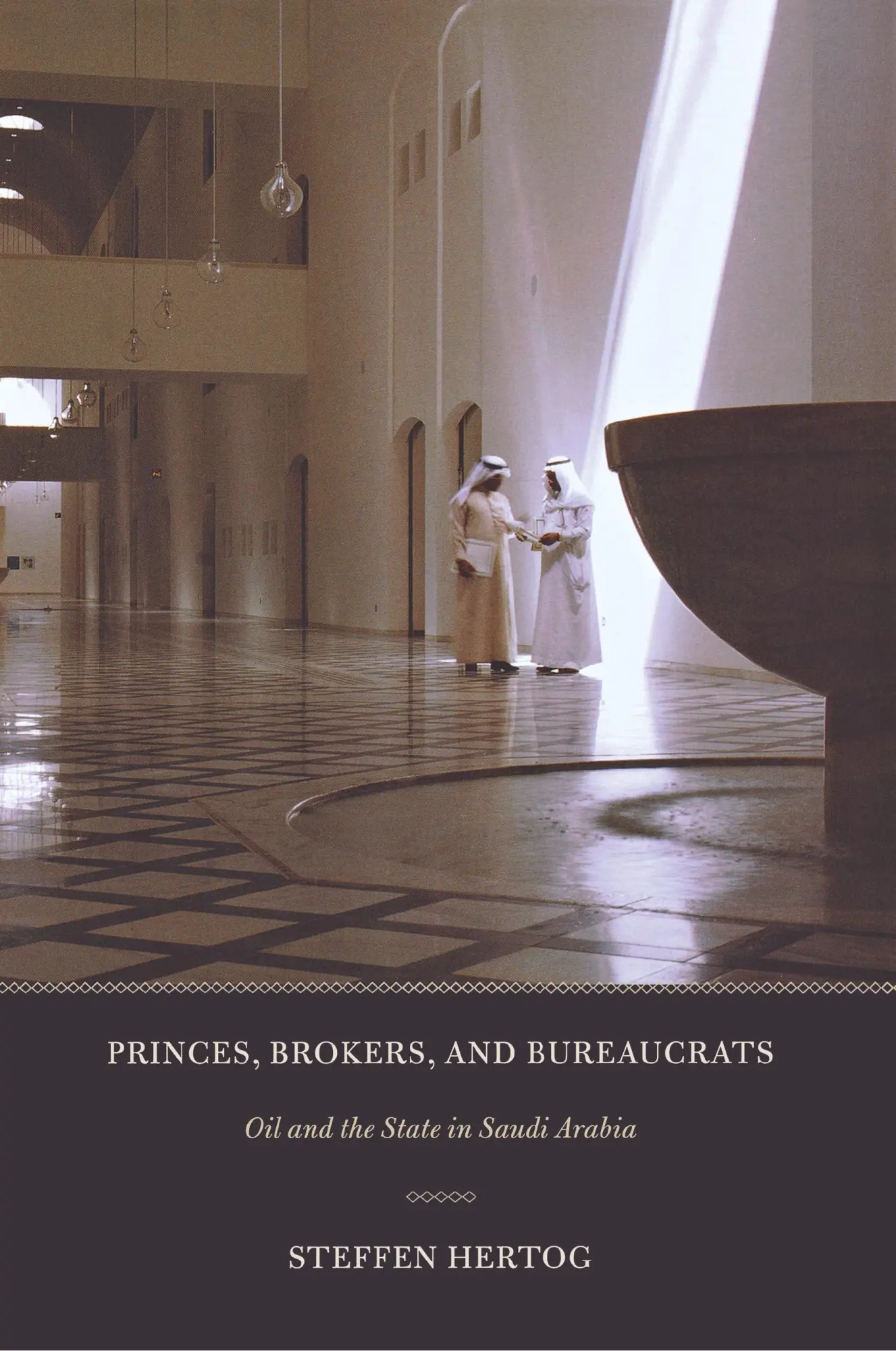 Cover: 9780801477515 | Princes, Brokers, and Bureaucrats – Oil and the State in Saudi Arabia