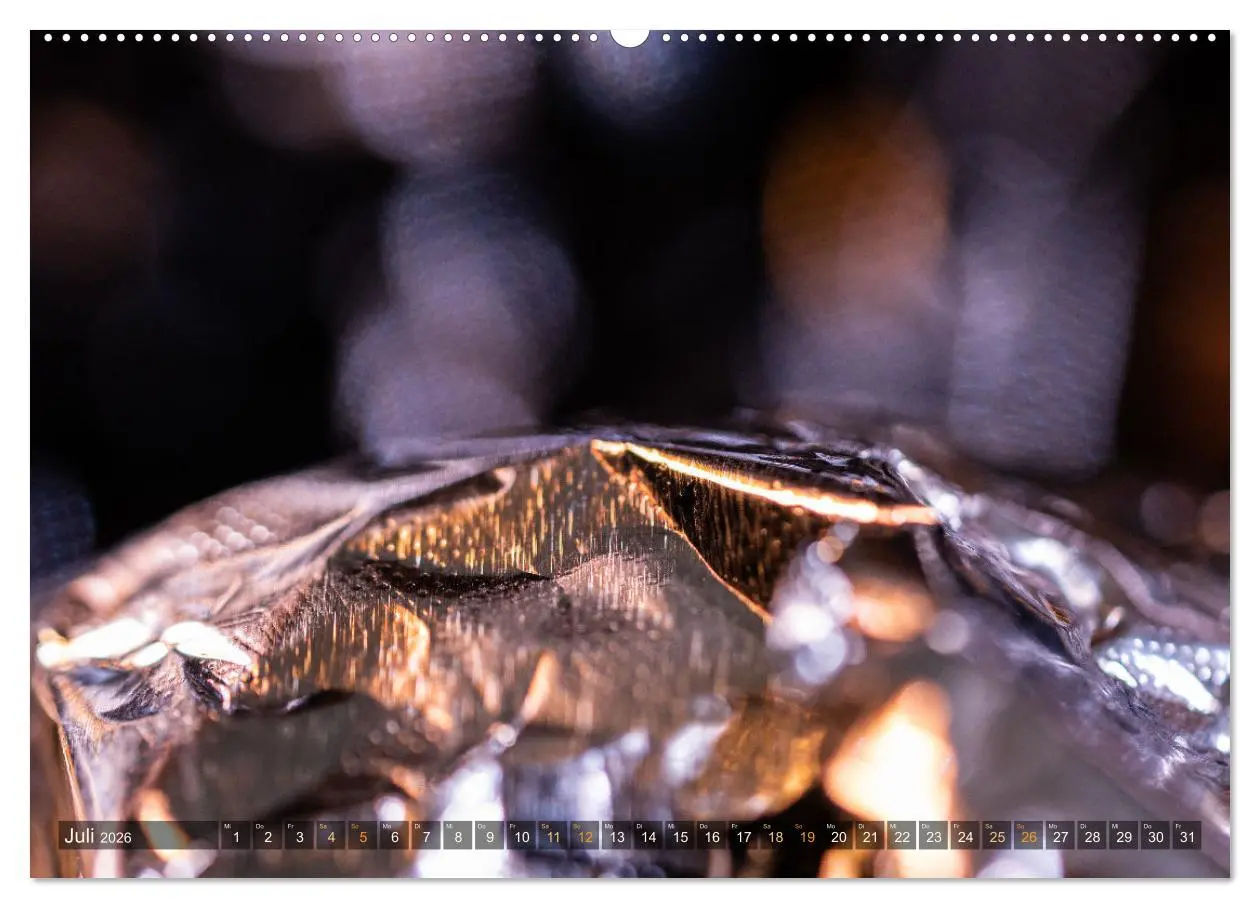 Bild: 9783457570616 | Experimentelle Makrofotografie mit Eisenpulver und Aluminiumfolie...