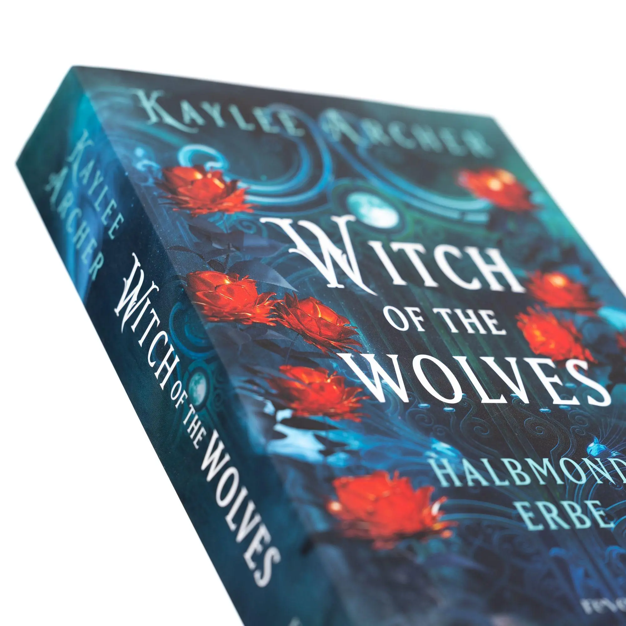 Bild: 9783745705416 | Witch of the Wolves | Kaylee Archer | Taschenbuch | 432 S. | Deutsch