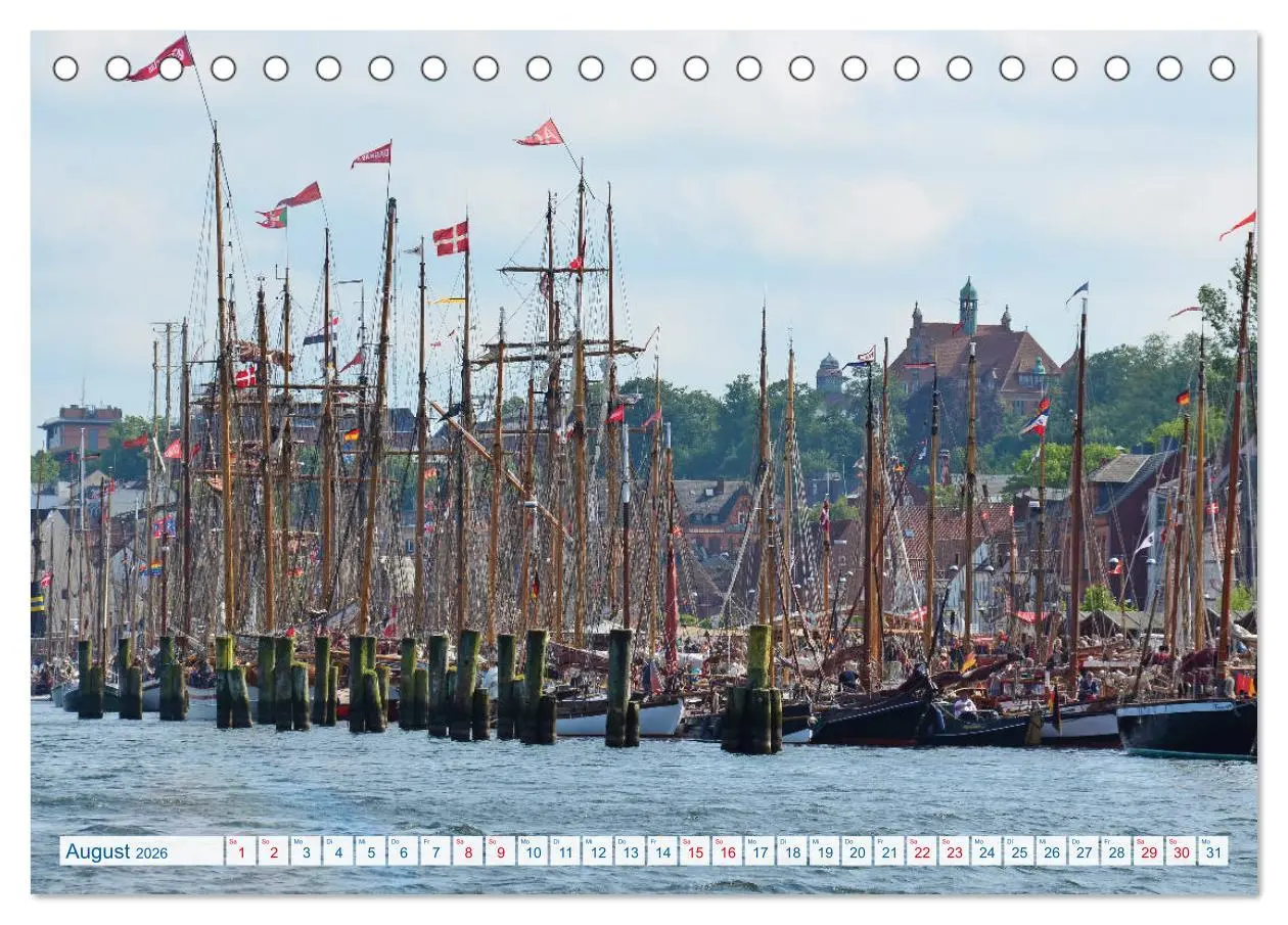 Bild: 9783457825716 | Flensburg Fjord (Tischkalender 2026 DIN A5 quer), CALVENDO...