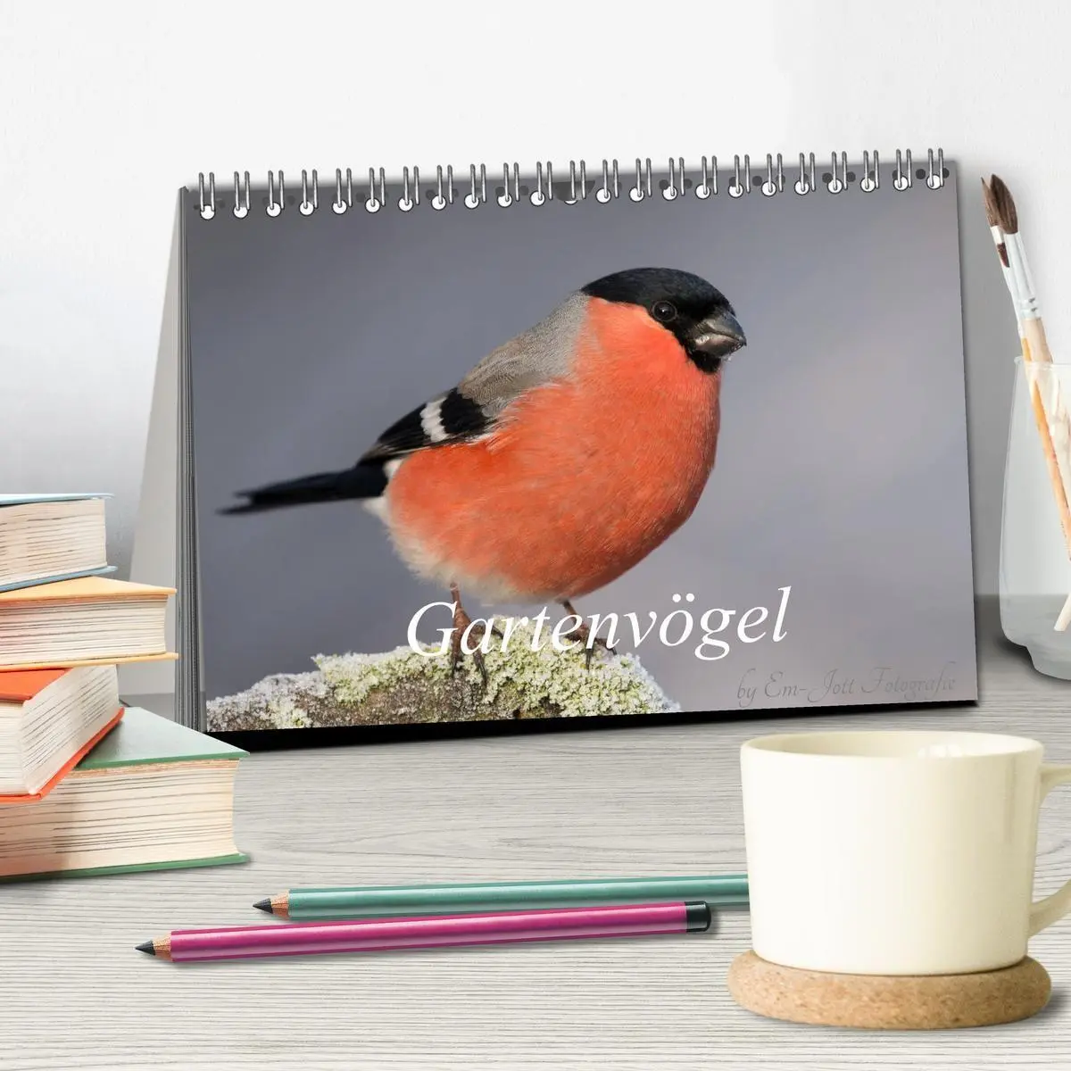 Bild: 9783569809116 | Vögel aus dem Garten (Tischkalender 2027 DIN A5 quer), CALVENDO...