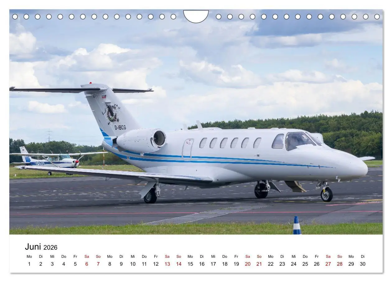 Bild: 9783457309216 | Die Welt der Privatjets (Wandkalender 2026 DIN A4 quer), CALVENDO...
