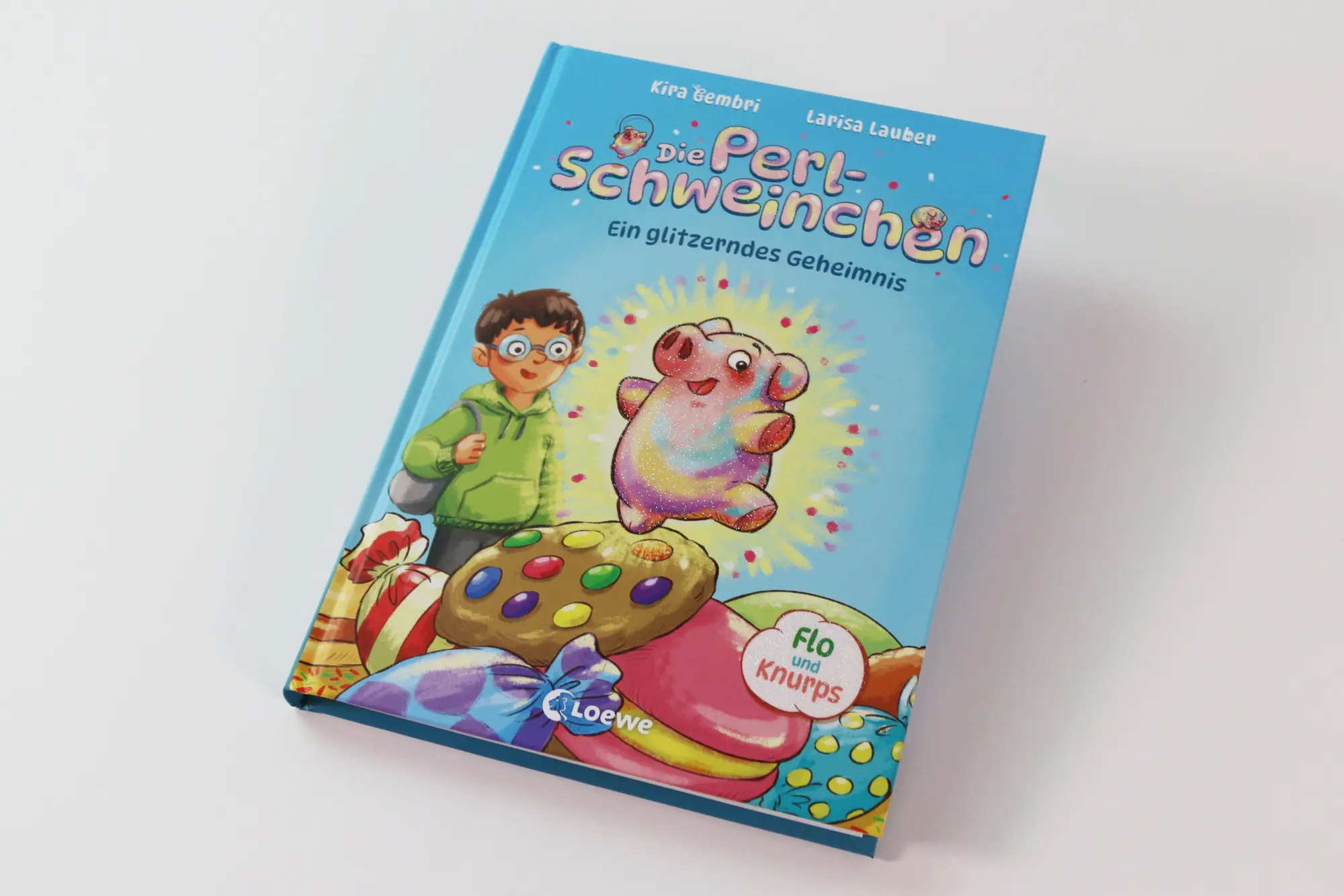 Bild: 9783743223417 | Die Perlschweinchen - Ein glitzerndes Geheimnis | Kira Gembri | Buch