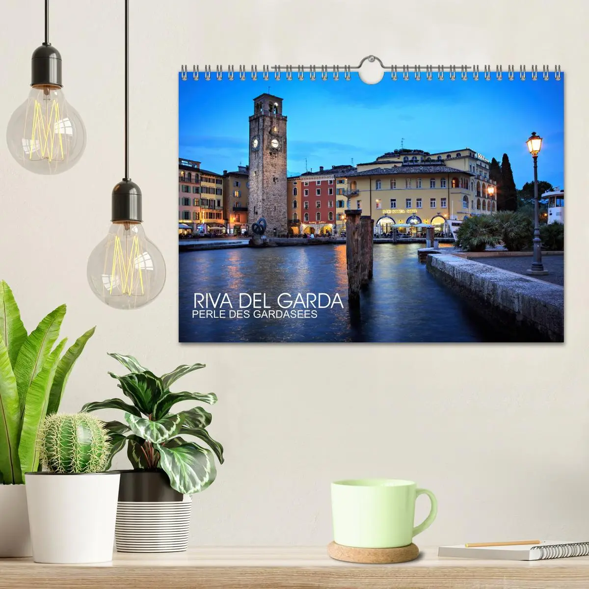 Bild: 9783516033717 | Riva del Garda - Perle des Gardasees (Wandkalender 2026 DIN A4...