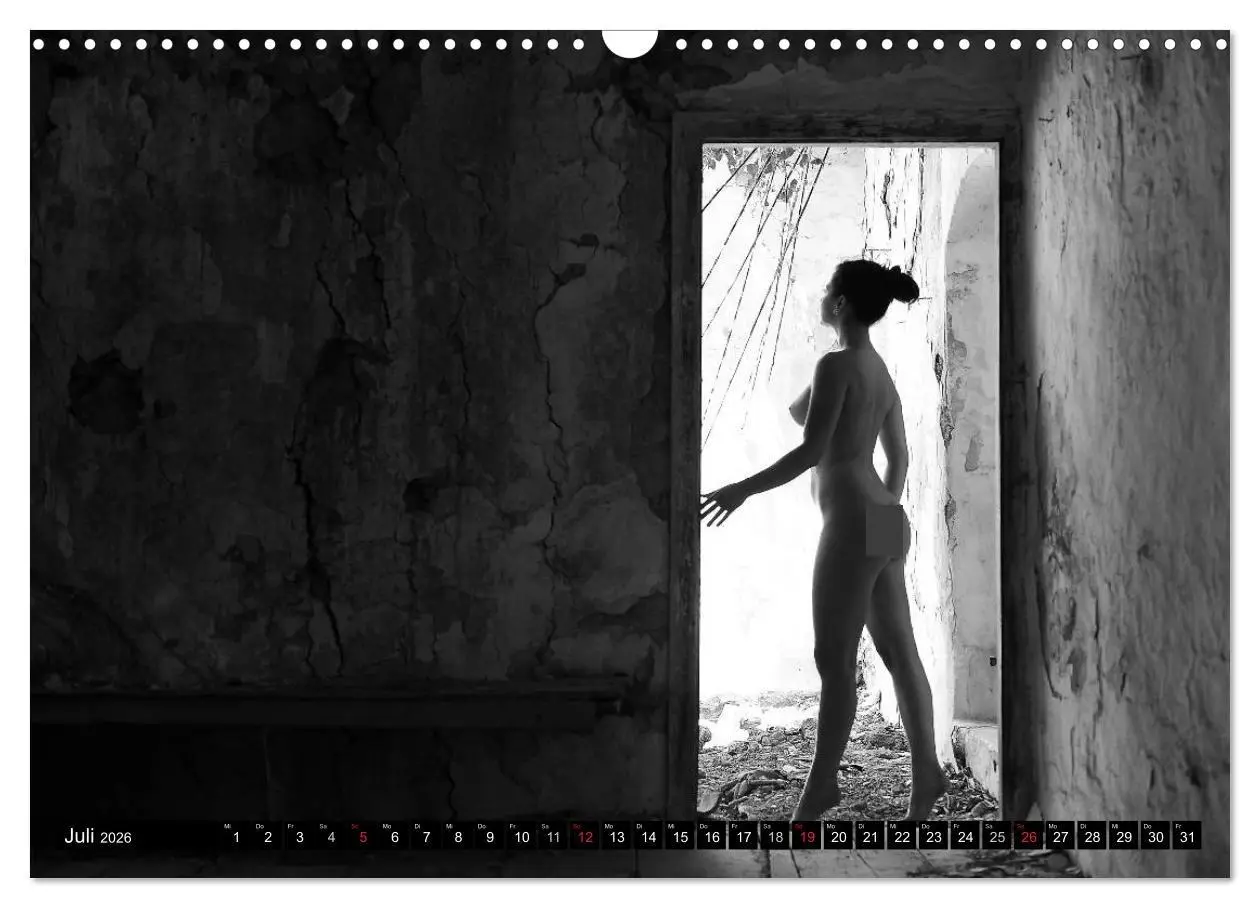Bild: 9783516184617 | Aktfotografie in alten Mauern (Wandkalender 2026 DIN A3 quer),...
