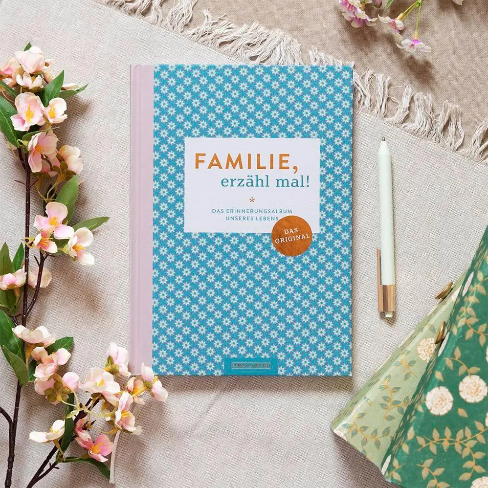 Bild: 4251693905417 | Familie, erzähl mal! | Elma Van Vliet | Notizbuch | 144 S. | Deutsch