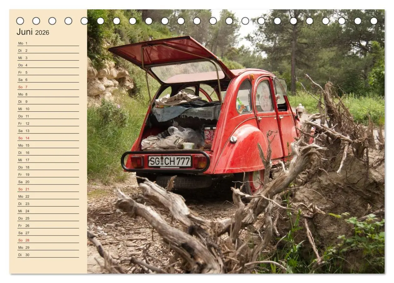 Bild: 9783457975817 | Citroën 2CV - Ente rot (Tischkalender 2026 DIN A5 quer), CALVENDO...