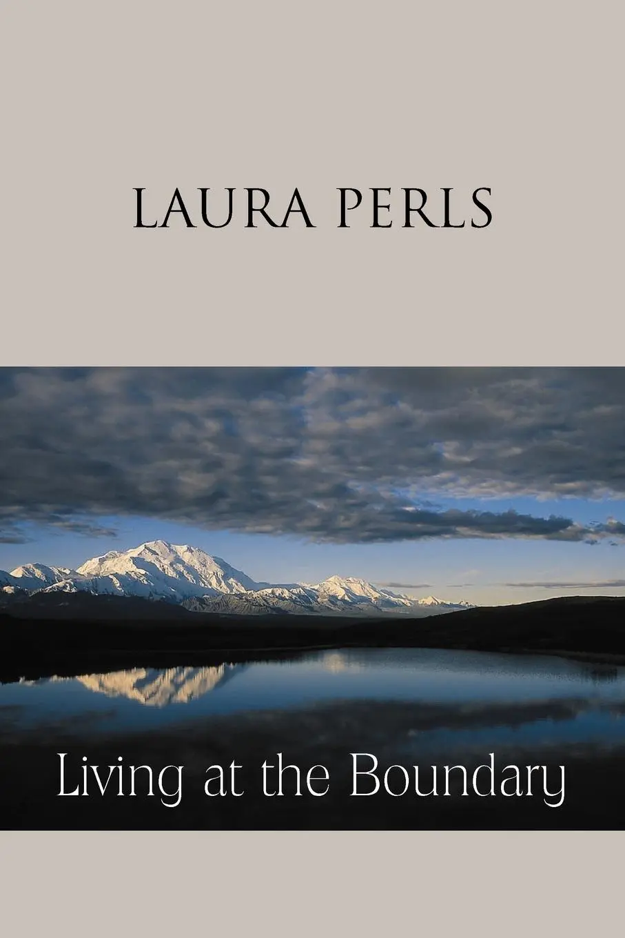 Cover: 9780939266517 | Living at the Boundary: Collected Works of Laura Pearls | Taschenbuch