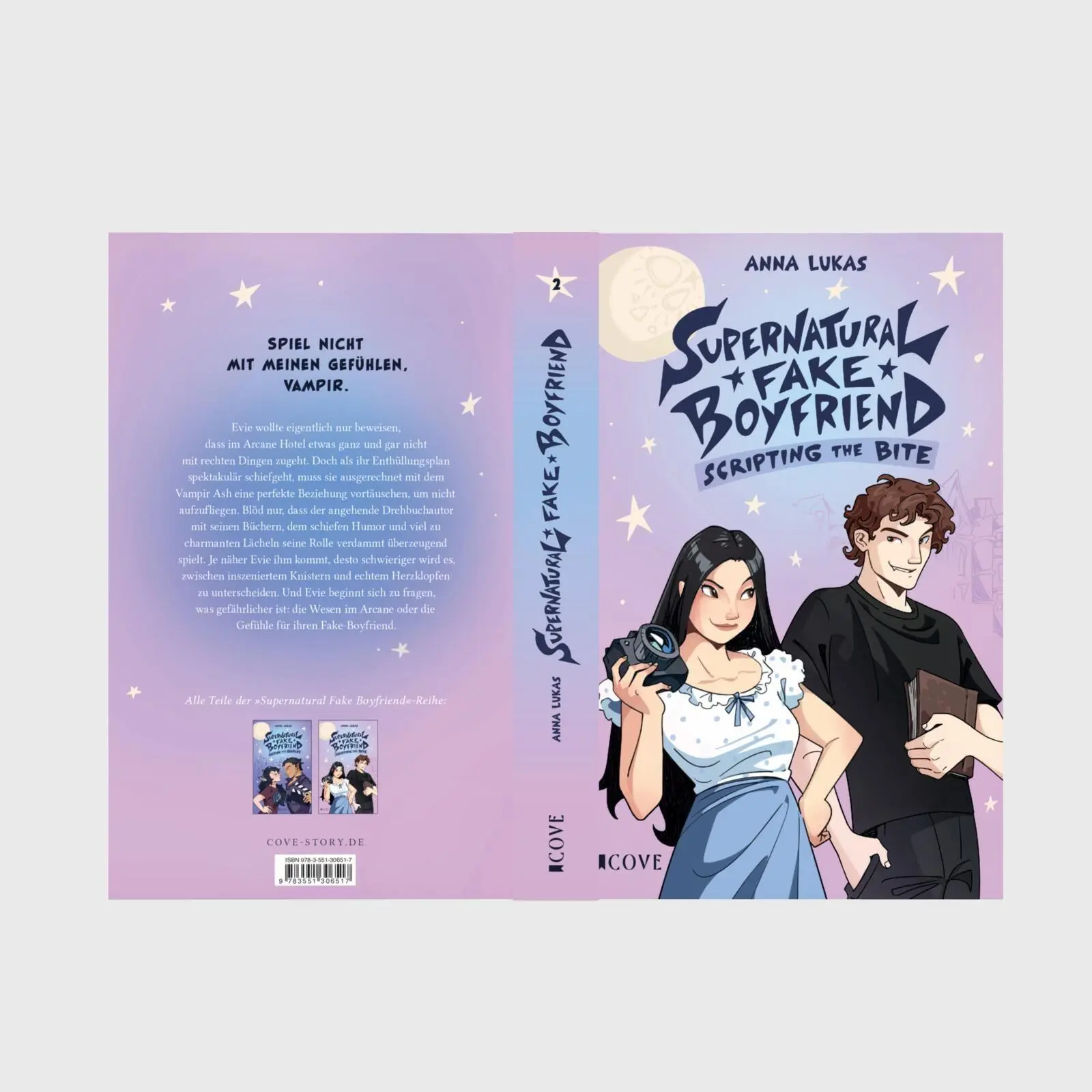 Bild: 9783551306517 | Supernatural Fake Boyfriend 2: Scripting the Bite | Anna Lukas | Buch