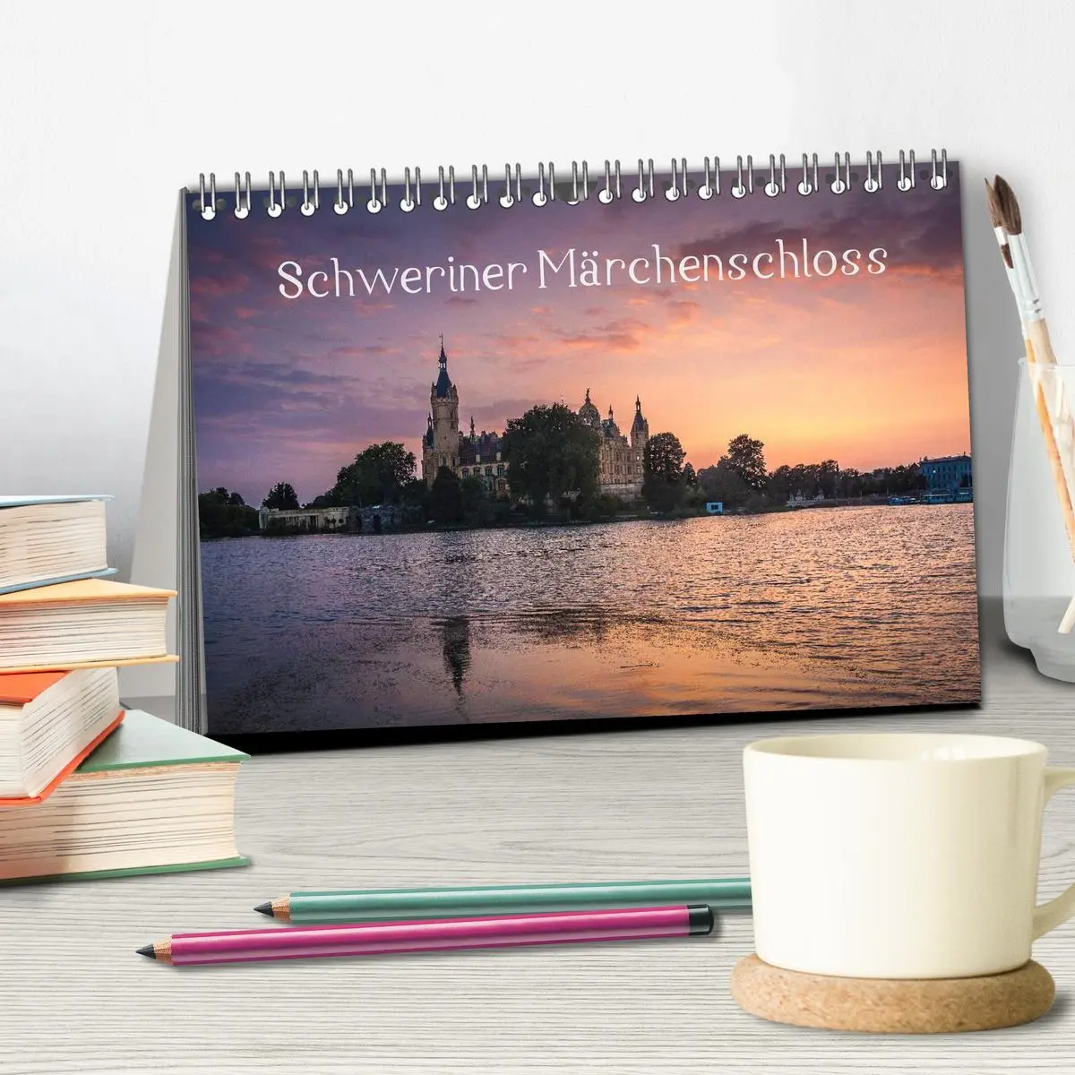 Bild: 9783516116717 | Schweriner Märchenschloss (Tischkalender 2026 DIN A5 quer),...